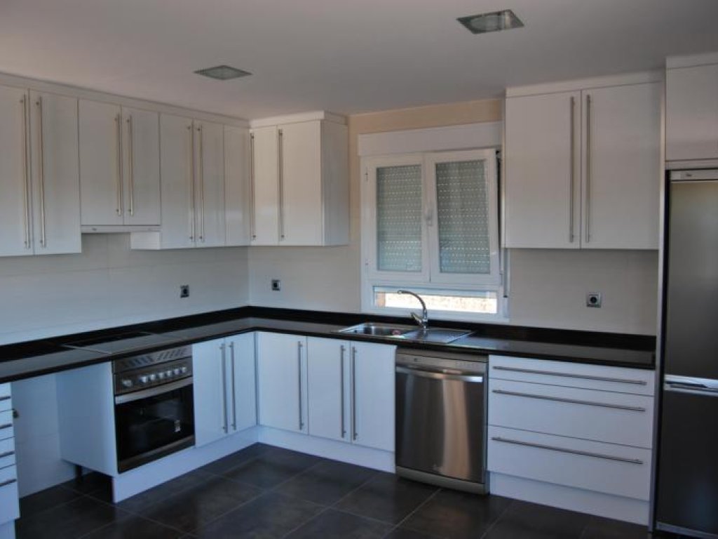 Mueble de formica blanco mate